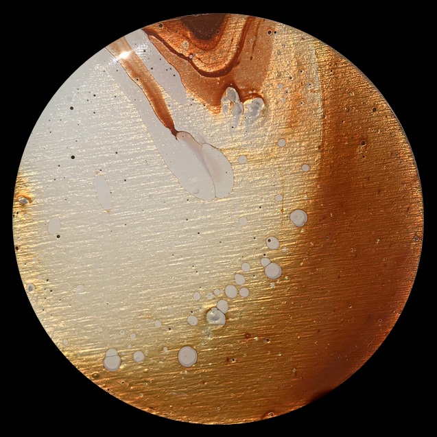 Touch of Gold 1 Fluid Art Coaster